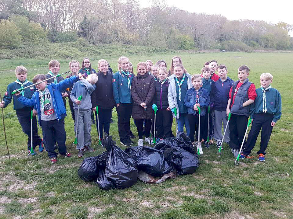 Ash Green Scouts in Big Spring Clean in New Ash Green