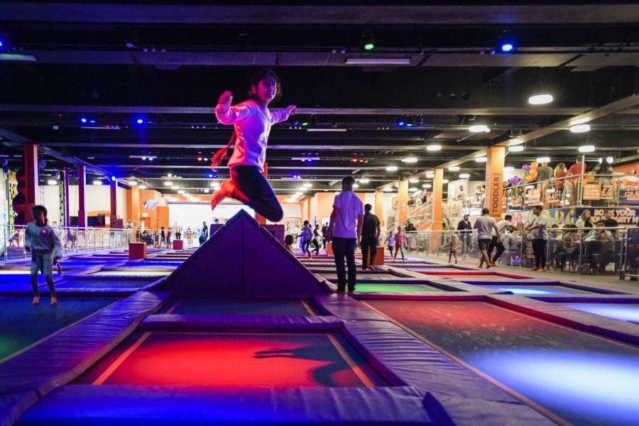 Cubs Christmas Fun at Gravity