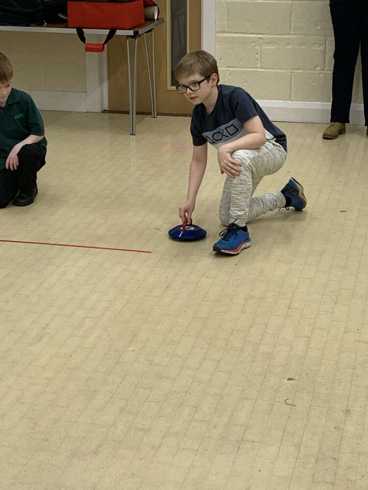 Cubs do Cirling